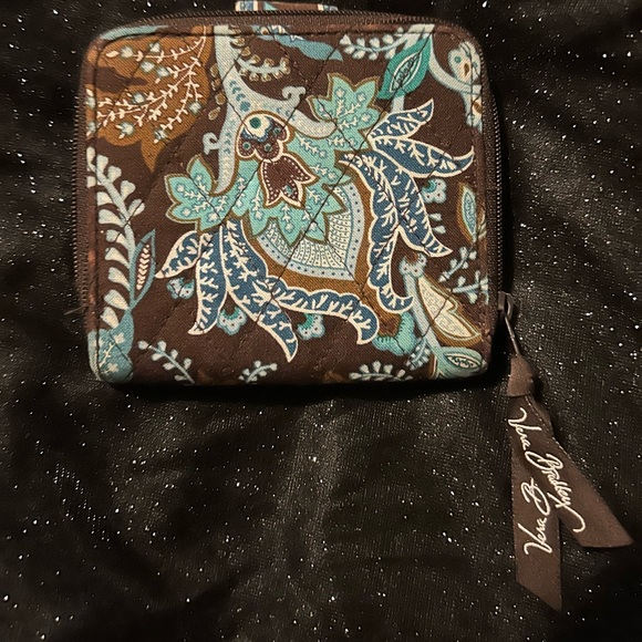 Brown Vera Bradley wallet - Picture 4 of 6